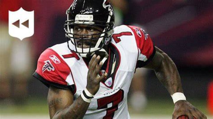 A Comprehensive Look at Michael Vick Statistics and His NFL Legacy