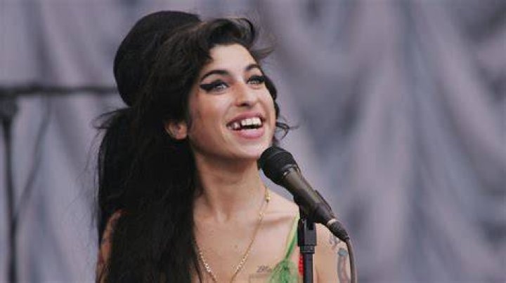 Amy Winehouse Cause of Death: Unveiling the Tragic Story Behind the Iconic Voice