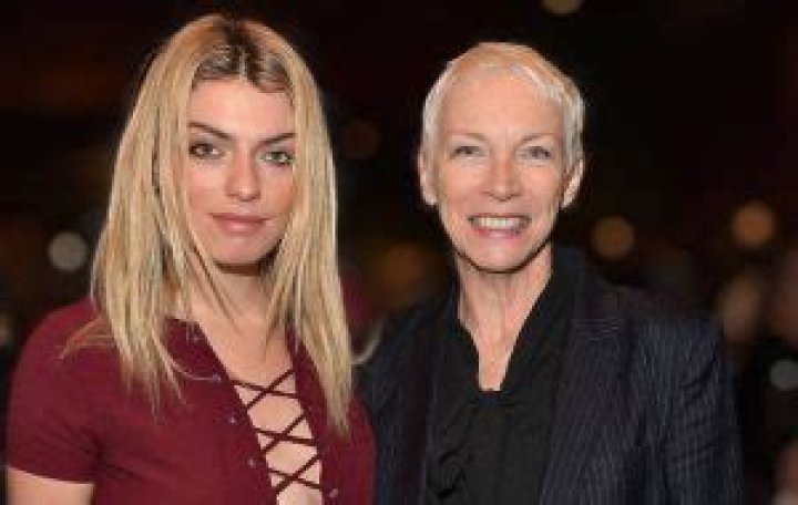 Annie Lennox Husband: A Comprehensive Look Into Her Marital Life