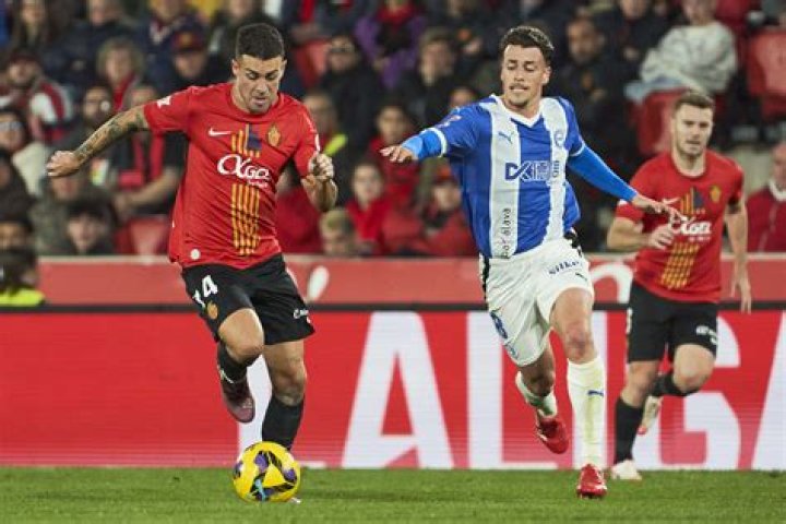 Antonio Mallorca: The Rise of a Football Icon