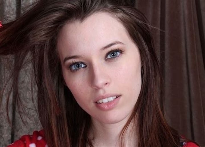 Caitlin McSwain: Exploring the Journey of an Actress, Model, and Digital Creator