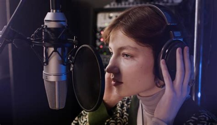 Characters, Making Her Performances Visually Captivating: A Dive Into Voice Acting