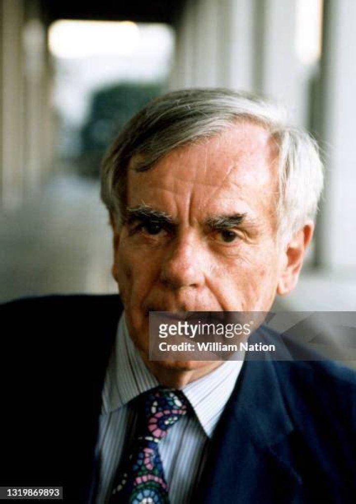 Dominick Dunne: The Legendary Investigative Journalist Who Redefined True Crime