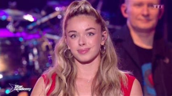 Emma Anturium: A Rising Star in the World of Fashion and Entertainment