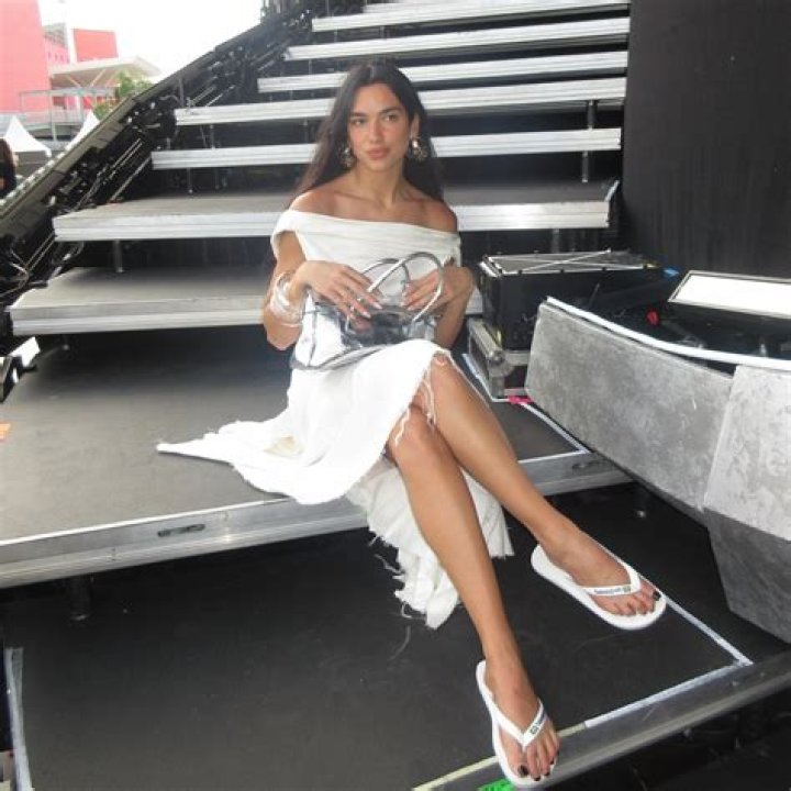 Exploring Dua Lipa Feet: From Red Carpet Style to Online Buzz