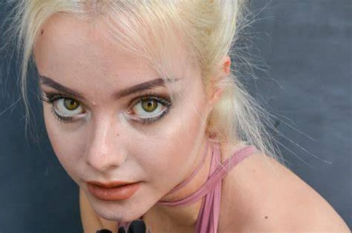 Exploring the Artistic Vision of Lauren Burch: A Deep Dive Into Her Nude Art