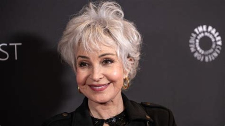 How Old is Actress Annie Potts? A Full Look at Her Amazing Life and Career