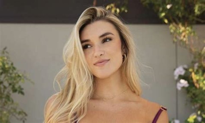 Kayla Simmons OnlyFans Leak: What the Online Talk is Really About
