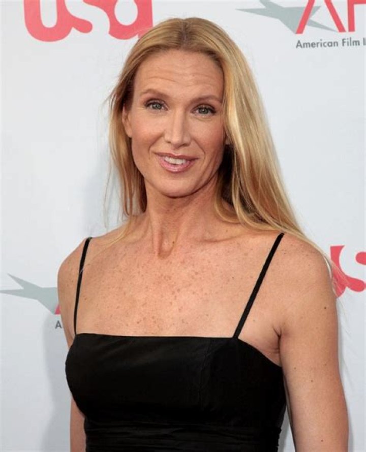 Kelly Lynch: The Charismatic Actress Who Left Her Mark in Hollywood