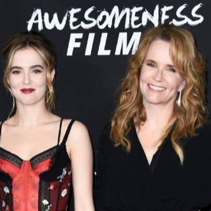 Lea Thompson: The Timeless Icon Who Continues to Inspire