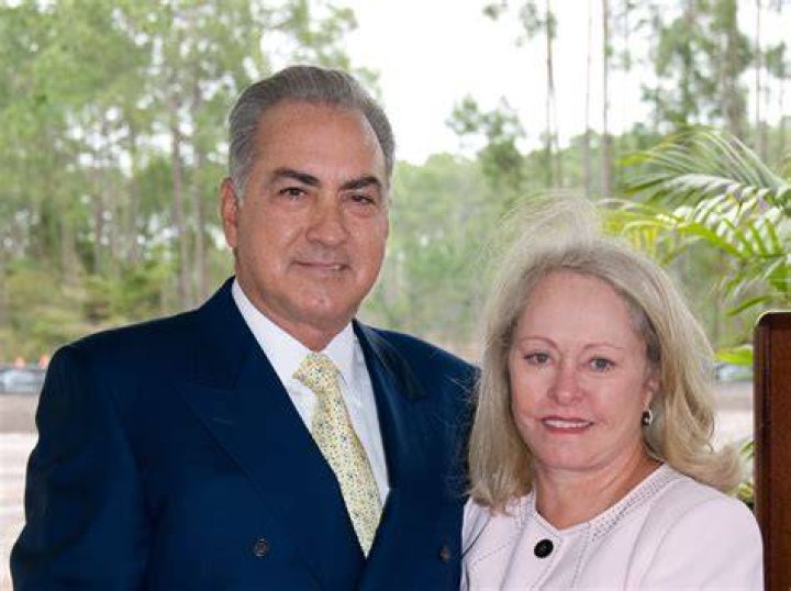 Leslie Bacardi Net Worth: The Inside Scoop You&rsquo;ve Been Waiting For!