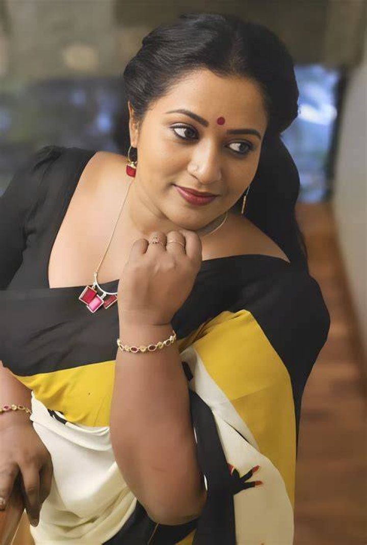 Mallu Aunty: The Cultural Icon of Kerala's Women