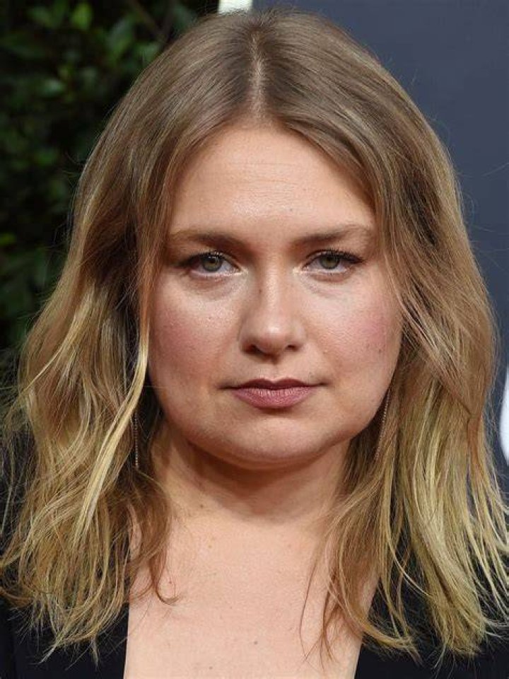 Merritt Wever Wife: Unveiling the Life and Career Behind the Spotlight