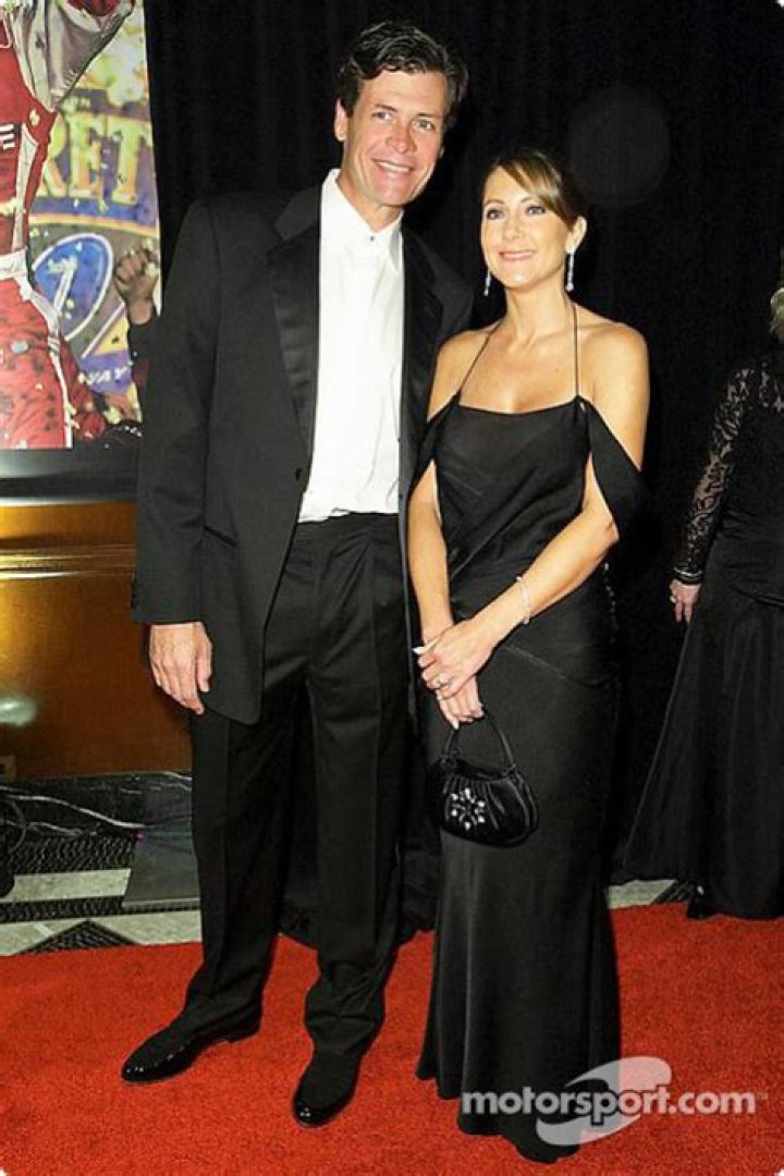 Michael Waltrip's Wife: The Life and Relationship with Elizabeth 'Buffy' Franks