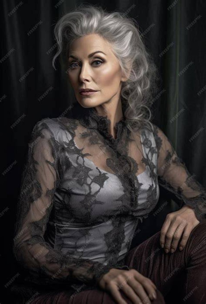 Milf Stories: Uncovering the Allure of Mature Erotic Narratives