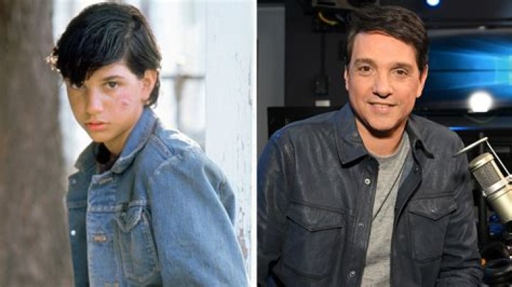 Ralph Macchio Age in The Outsiders: Uncovering the Truth About Ponyboy's Portrayal