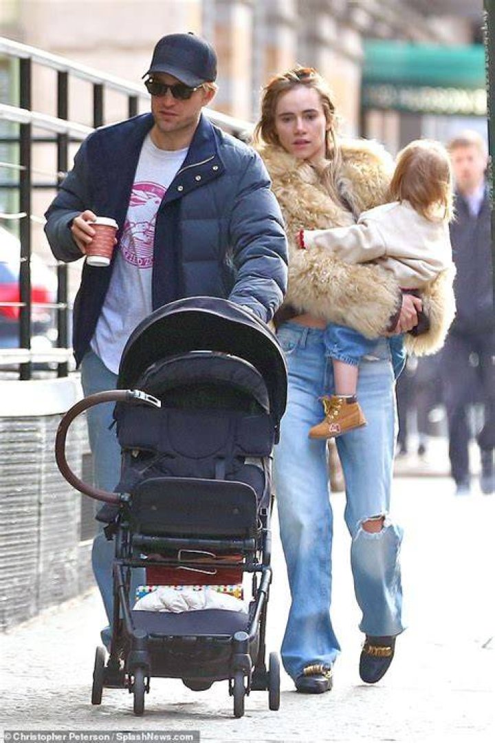 Robert Pattinson Family: A Closer Look at the Beloved Actor's Family Dynamics