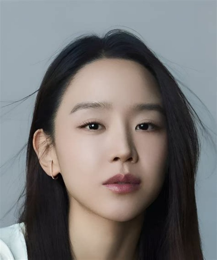 Shin Hyesun: The Rising Star of South Korean Drama