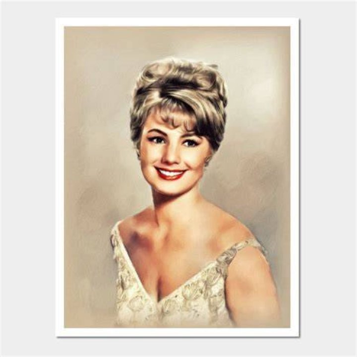 The Legendary Shirley Jones: A Hollywood Icon