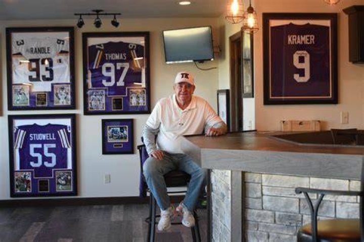 Tommy Kramer Net Worth: The Untold Story of a Football Legend's Fortune