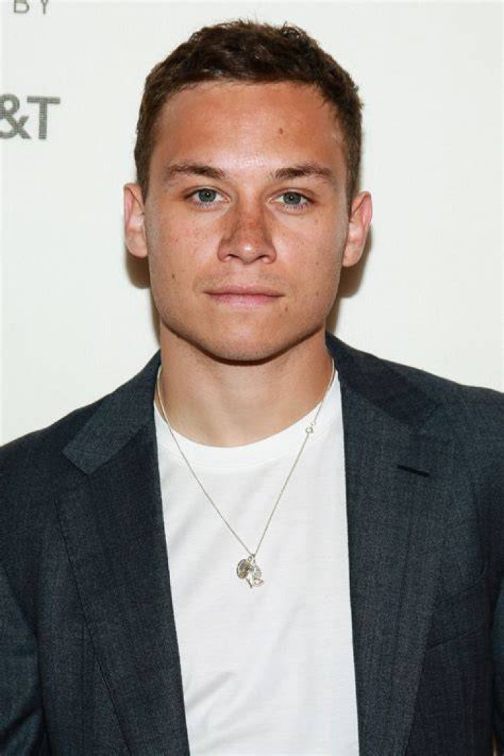 Understanding Finn Cole: Exploring Relationships and Personal Life in the Spotlight
