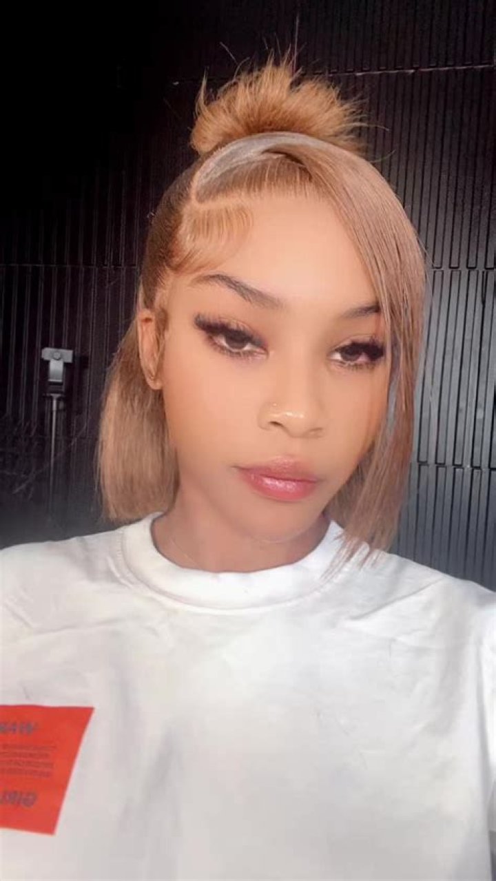 Unpacking the Buzz Around Lexy XO: Your Guide to the TikTok Sensation