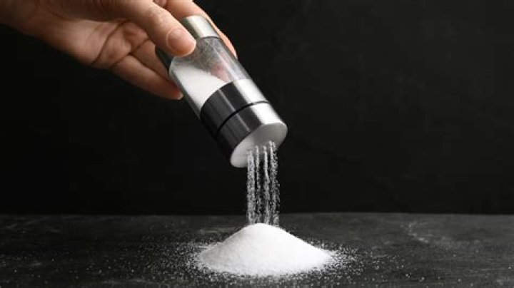 What is the Salt Teick for Men? The Ultimate Guide to Understanding This Viral Trend