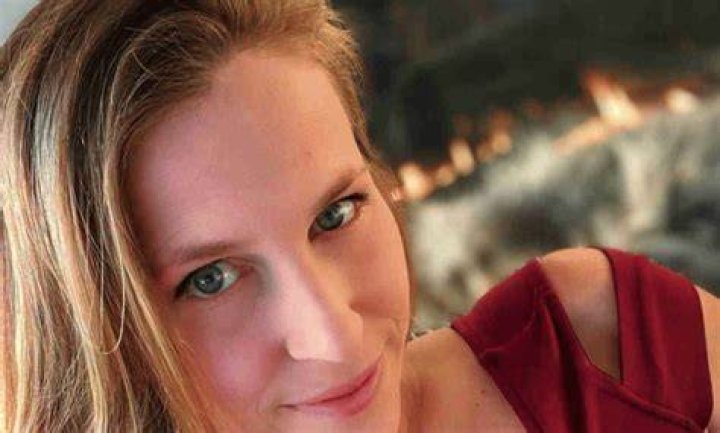 Xev Bellringer: The Rising Star of the Adult Entertainment Industry
